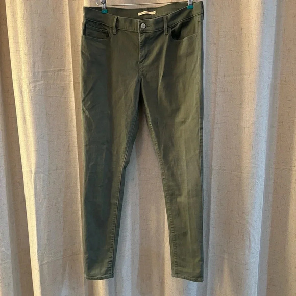 Levi’s 710 Super Skinny Misses Size 32W/30L. Olive,Army Green. Like new. - Picture 2 of 6